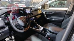 تۆیۆتا ڕاڤ 4